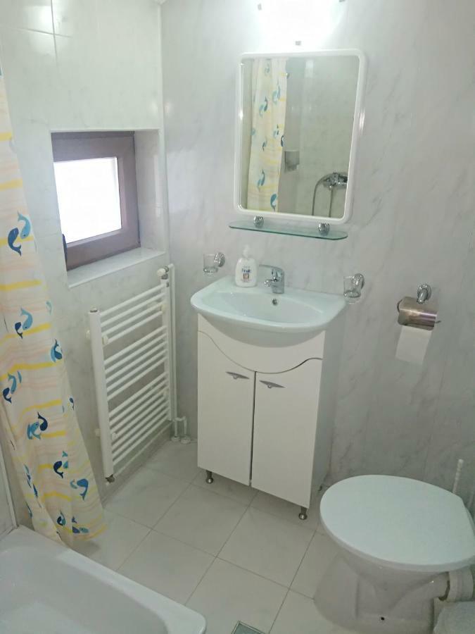 מלון אזוגה Casa Alexandru מראה חיצוני תמונה